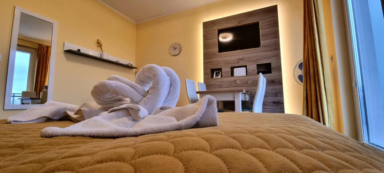 Apartament "Zloty Relaks" Tuz Przy Plazy Z Balkonem Z Widokiem Na Hel I Hamakami Puck Esterno foto